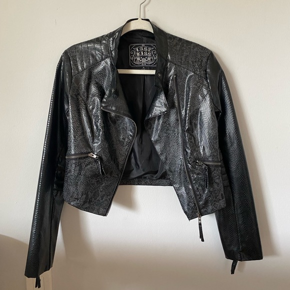 Motorcycle Jacket - Picture 1 of 3